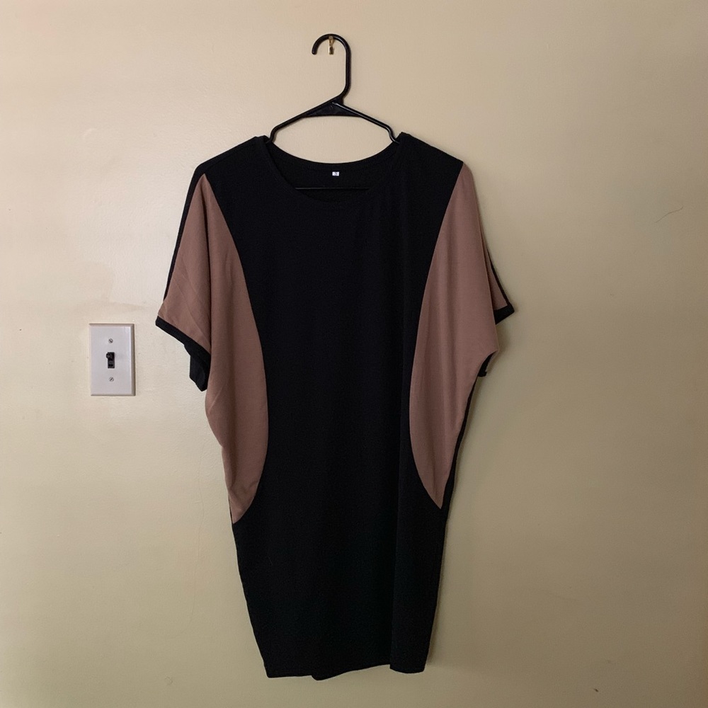 Black and beige slim fit dress